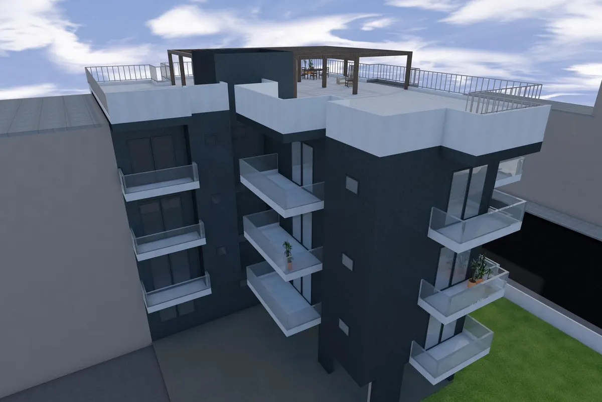 Τετραώροφη πολυκατοικία 